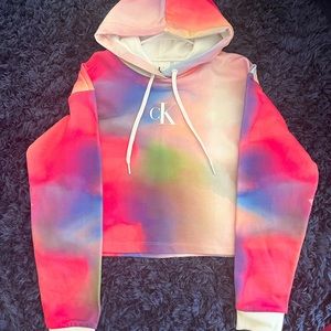 Trendy n colorful crop hoodie from ck